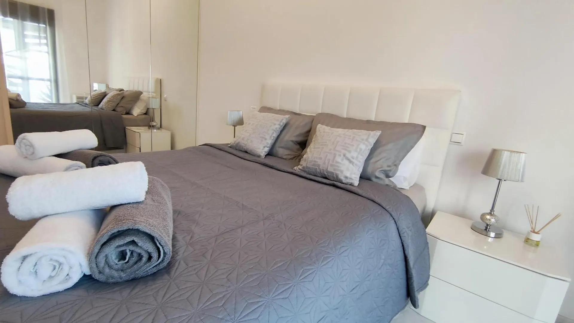 Luxury Duplex Infinity Pool Ehhouse Daire Estepona 0*,  İspanya