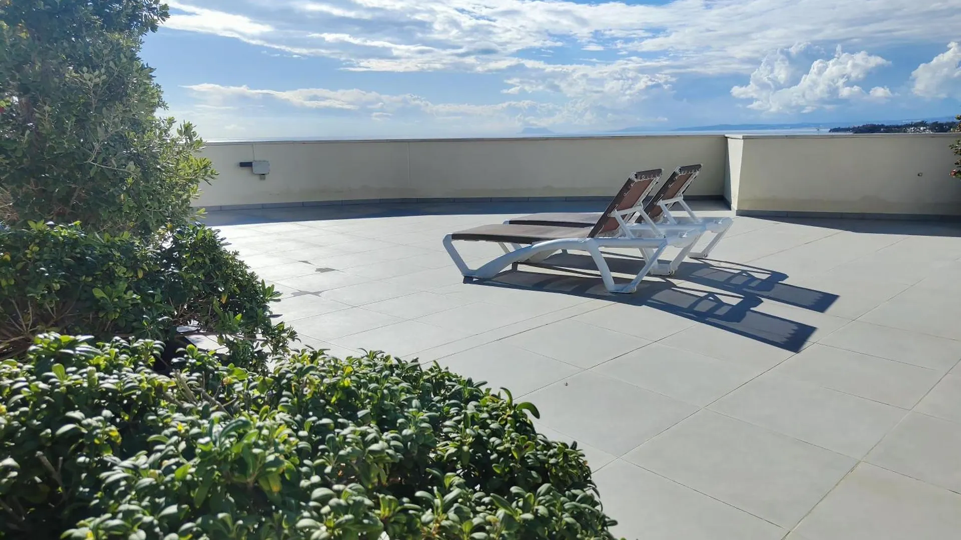 Luxury Duplex Infinity Pool Ehhouse Apartment Estepona